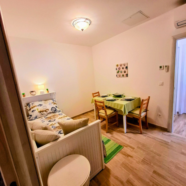 Das Wohnzimmer, MATI VELEBITA, MATI VELEBITA  Seline