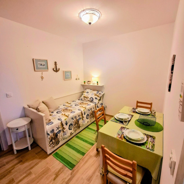 Das Wohnzimmer, MATI VELEBITA, MATI VELEBITA  Seline