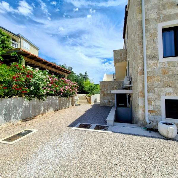 MATI VELEBITA, MATI VELEBITA  Seline