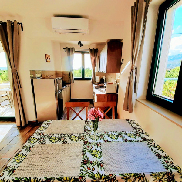 K&uuml;che, MATI VELEBITA, MATI VELEBITA  Seline