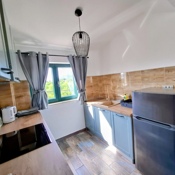 K&uuml;che, MATI VELEBITA, MATI VELEBITA  Seline