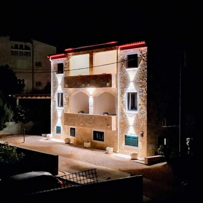 location, MATI VELEBITA  Seline